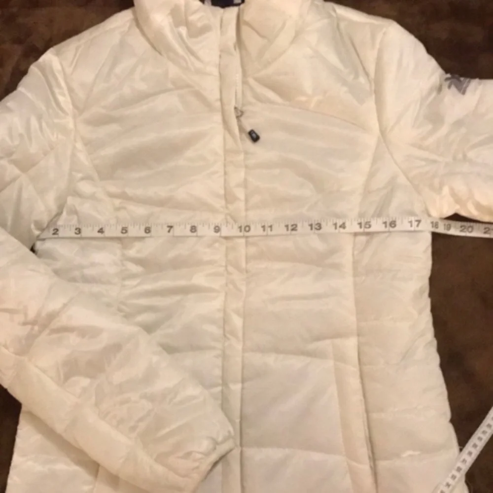 🆕 White Out Packable Jacket NWT